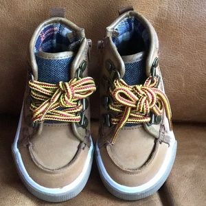 Cat & Jack toddler size 4 shoe